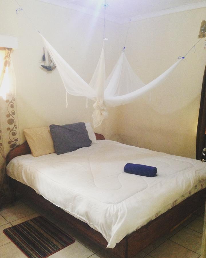 Kumunzi Backpackers Hostel Lusaka Kültér fotó