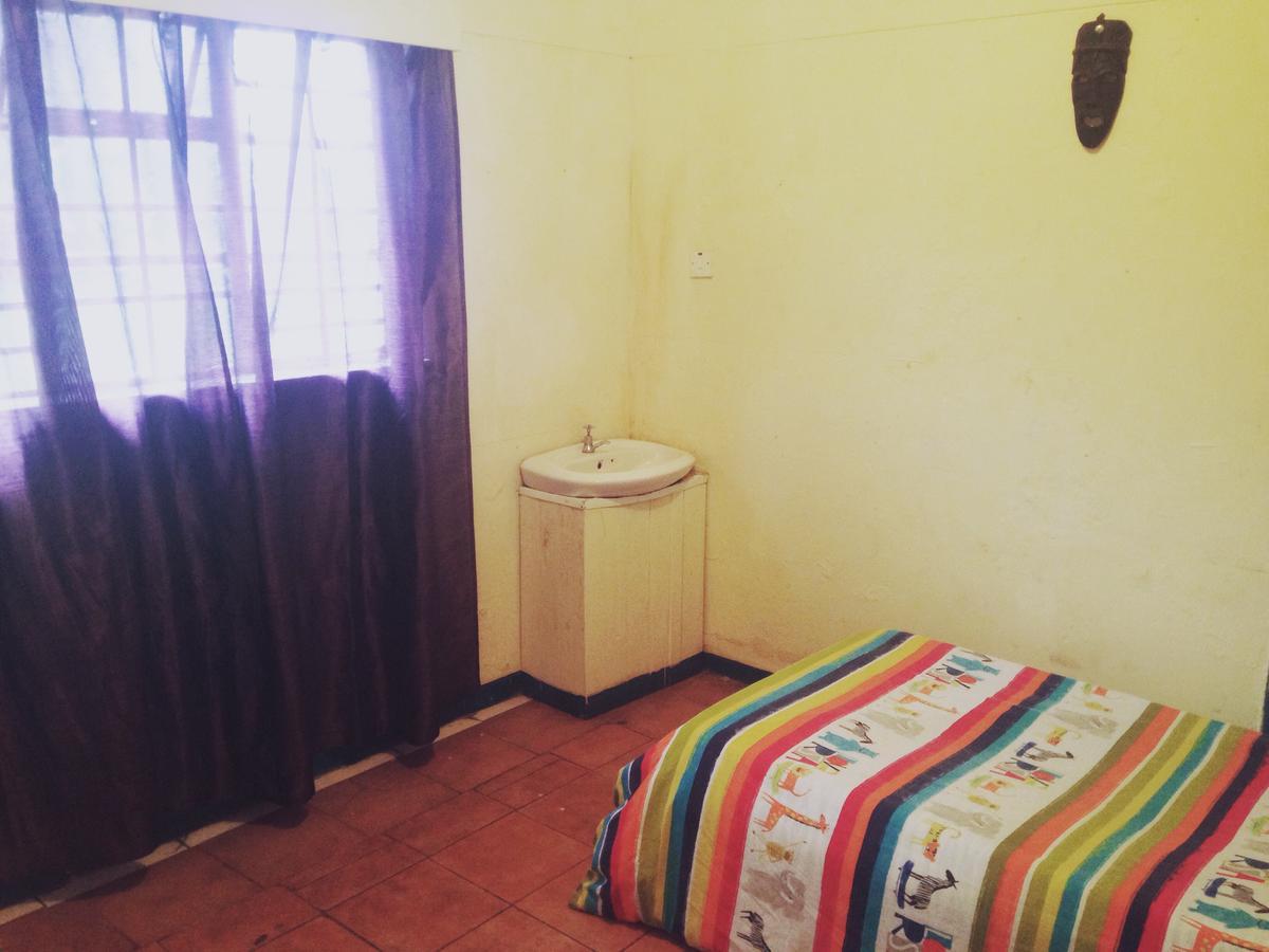Kumunzi Backpackers Hostel Lusaka Kültér fotó