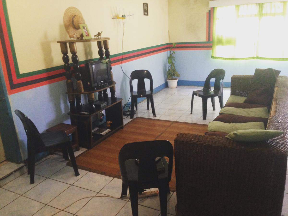 Kumunzi Backpackers Hostel Lusaka Kültér fotó